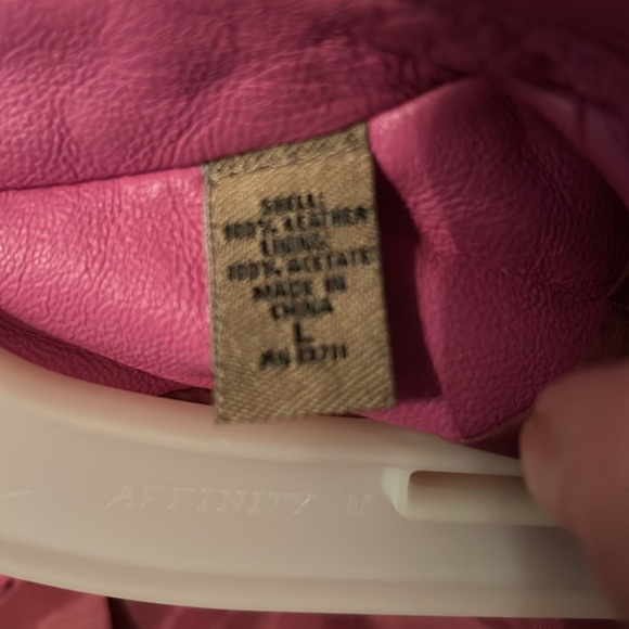 Leather hot pink jacket, 3 snap front, size L - Picture 8 of 8